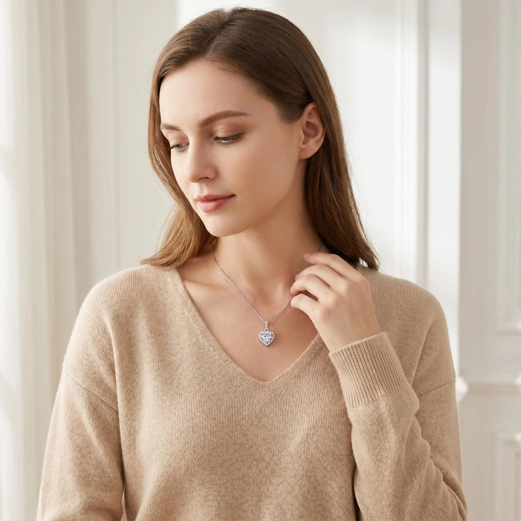 New 925 Sterling Silver Zircon Heart Pendant Necklace Exquisite Jewelry