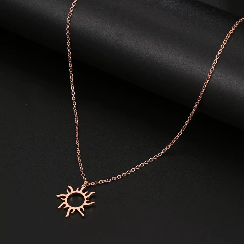 316L Stainless Steel Necklace Plated Ethnic Sun Totem Pendent Necklaces for Charm Women Birthday Party Fashion Jewelry