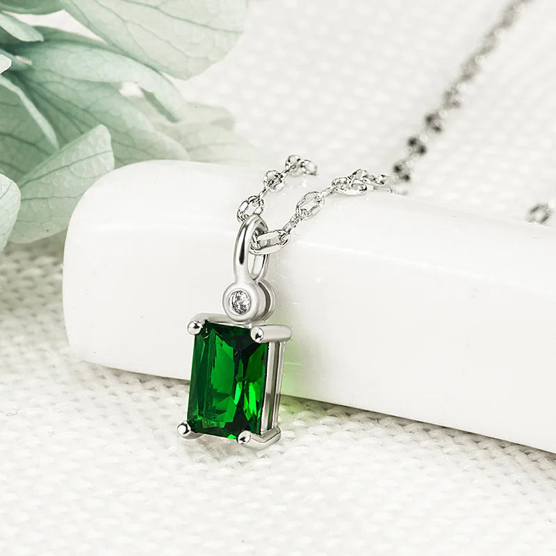 Fine 925 Sterling Silver Square Emerald Green Synthetic Zircon Necklace