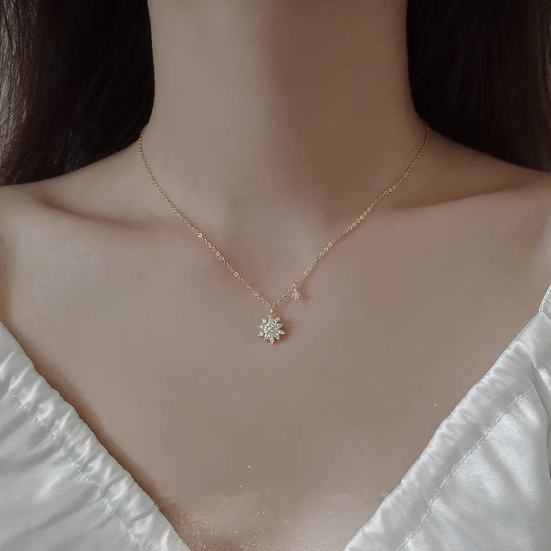 925 Sterling Silver 14K Gold Carved Floral Zircon Snowflake Pendant Necklace