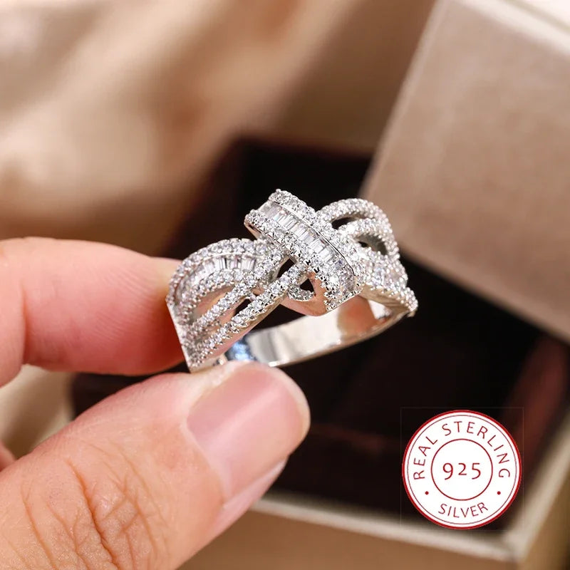 925 Sterling Silver Sparkling Zircon Ring Exquisite Jewelry