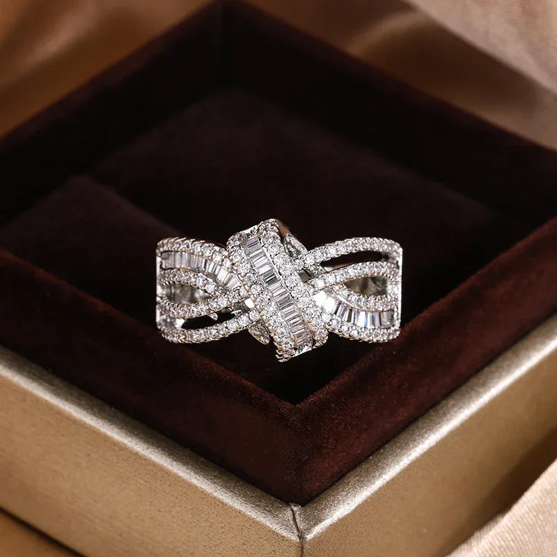 925 Sterling Silver Sparkling Zircon Ring Exquisite Jewelry