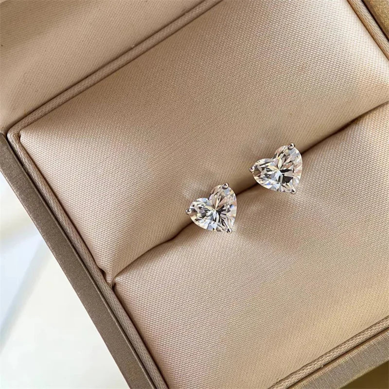 New 925 Sterling Silver Shiny Pure Zirconia Heart Earrings Exquisite Jewelry