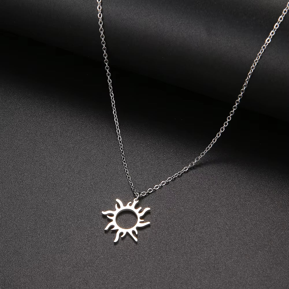 316L Stainless Steel Necklace Plated Ethnic Sun Totem Pendent Necklaces for Charm Women Birthday Party Fashion Jewelry