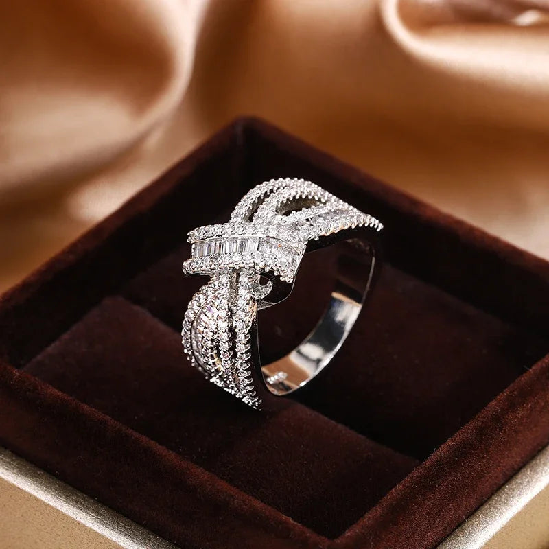 925 Sterling Silver Sparkling Zircon Ring Exquisite Jewelry