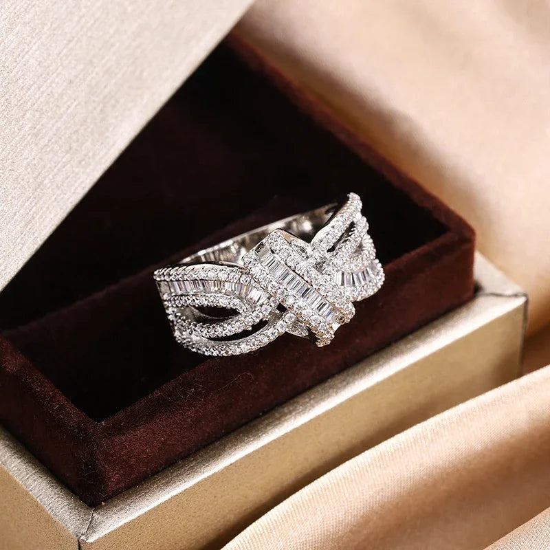 925 Sterling Silver Sparkling Zircon Ring Exquisite Jewelry